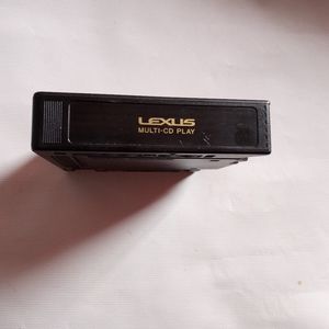 Lexus 1999-2003 RX300 6 Disc CD Magazine